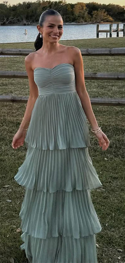 Elegant Green A-line Straight Across Long Formal Gown to Impress,WGP1742